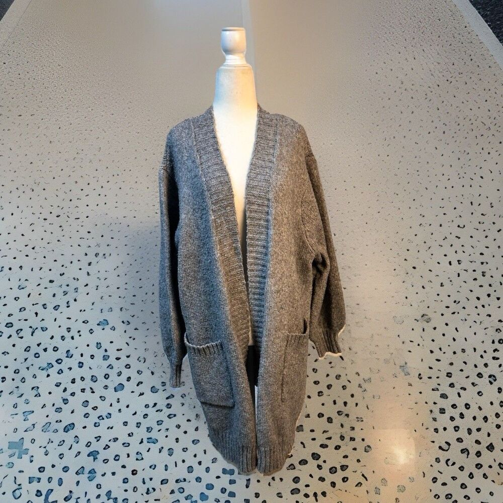 Eloquii Light Gray Cardigan, thick, Long, puffy sleeve Size 14/16